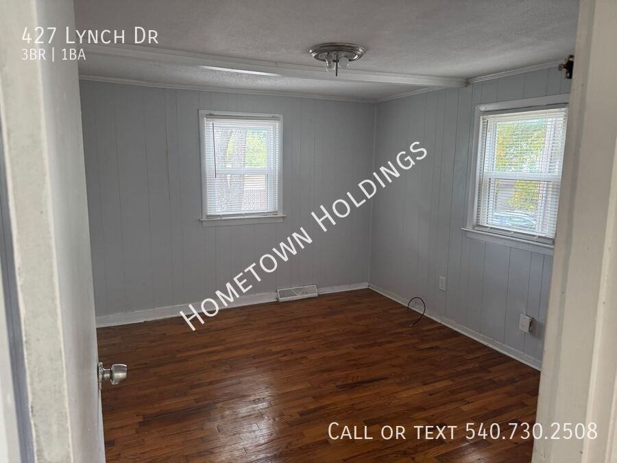 427 Lynch Drive - Photo 6 of 8