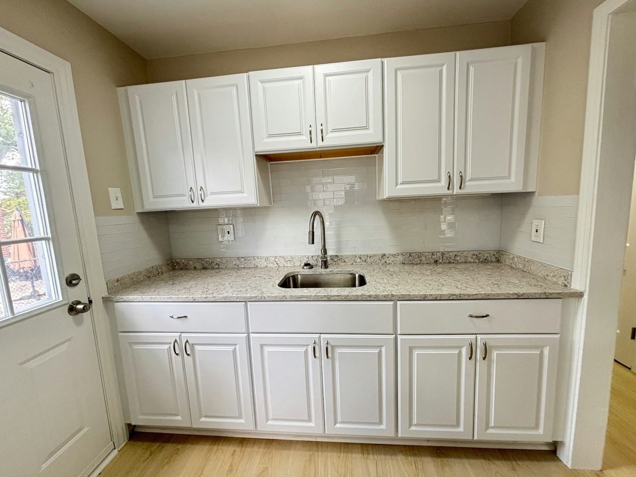 23756 Brittany Avenue - Photo 7 of 17