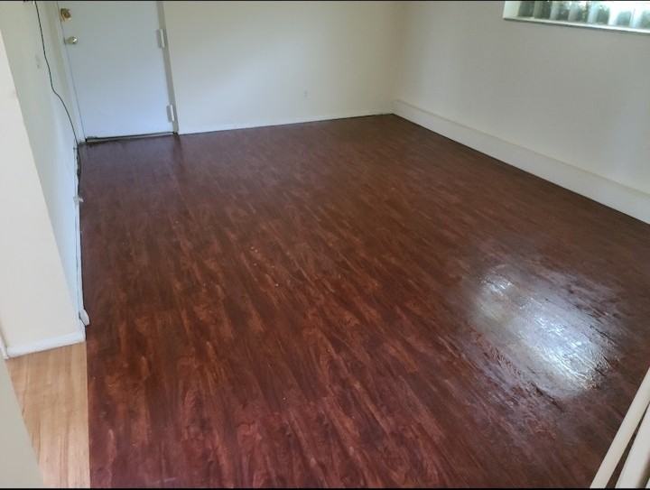 4467 Lee Road, Unit 101 - Photo 4 of 7