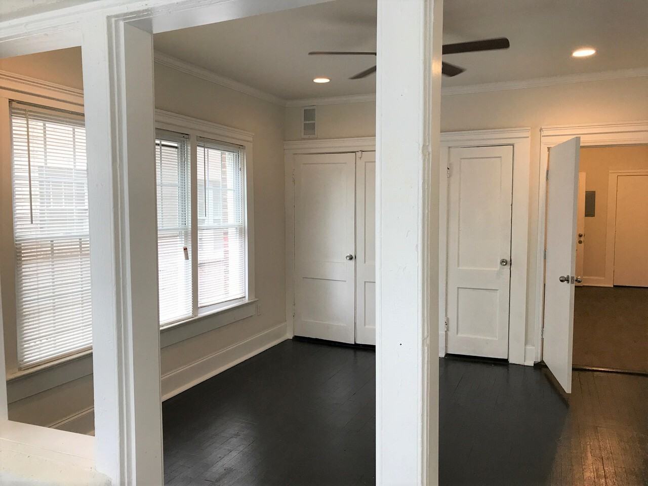 669 Boulevard - Photo 4 of 11