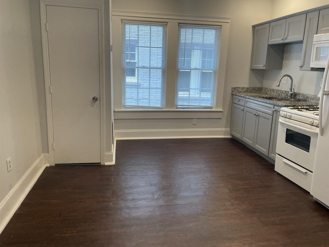 669 Boulevard - Photo 7 of 11