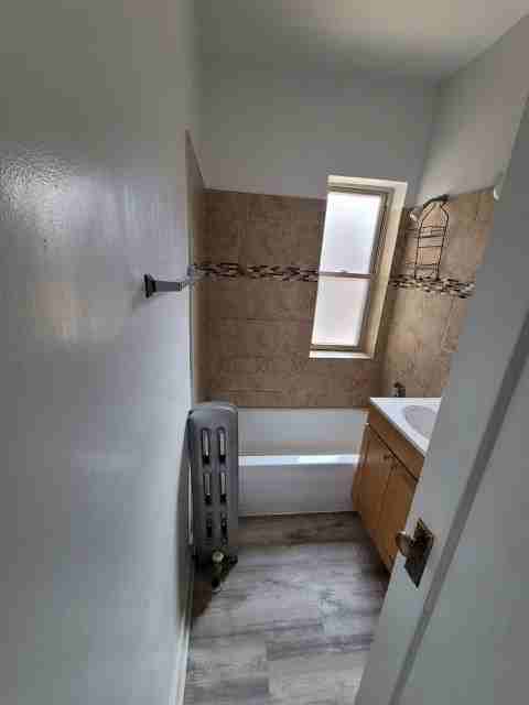 Crandon Apartments - 1 - Photo 5 of 5