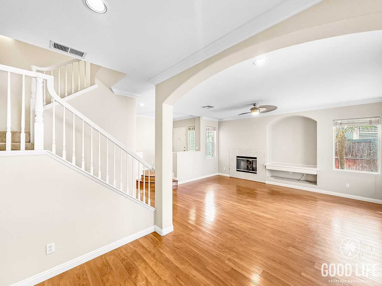 3761 Carmel View Rd - Photo 4 of 21