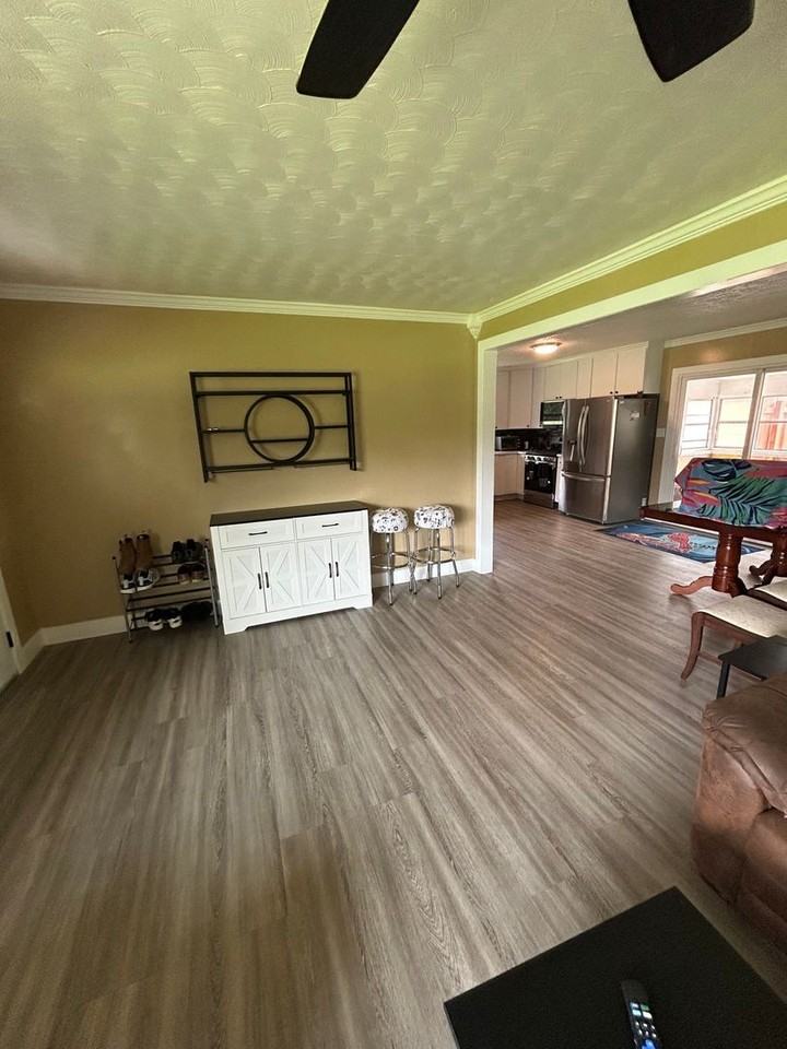 1230 South Rogers Street - Photo 2 of 25