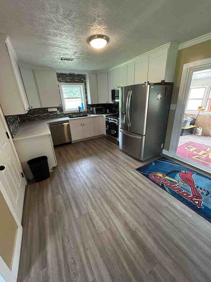 1230 South Rogers Street - Photo 3 of 25