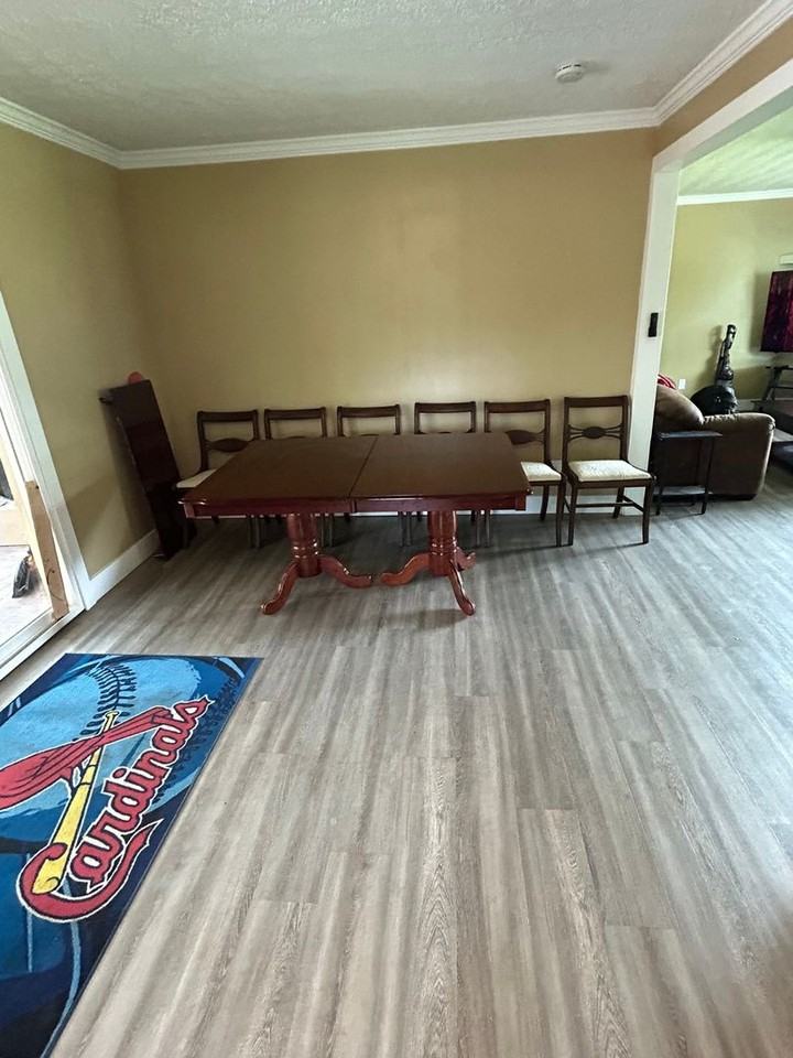 1230 South Rogers Street - Photo 5 of 25