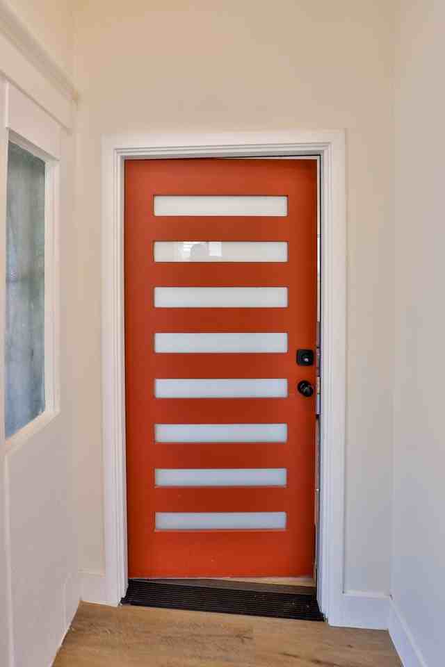 Pavo Apartments - Photo 5 of 48