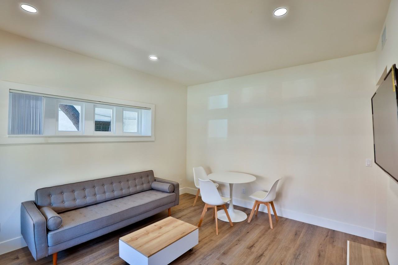 Pavo Apartments - Photo 6 of 48