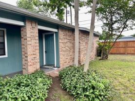 Duplex Blocks from Downtown and Town Lake - Photo 1 of 1