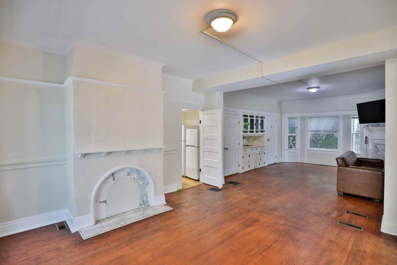 1179 W 28th St - Photo 7 of 21