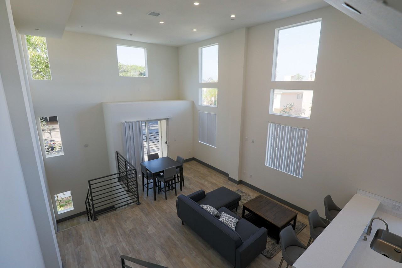 Aquila Townhomes on Orchard Ave - Photo 3 of 10