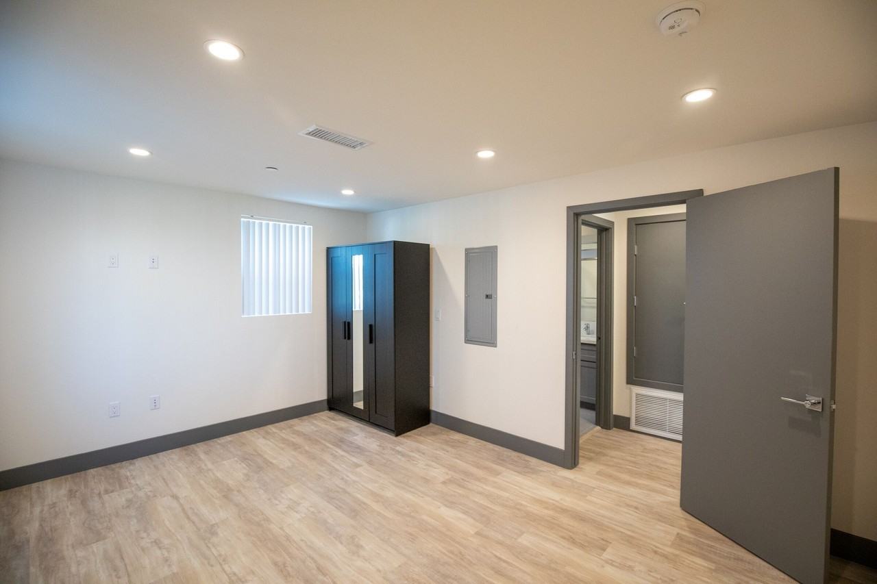 Aquila Townhomes on Orchard Ave - Photo 6 of 10