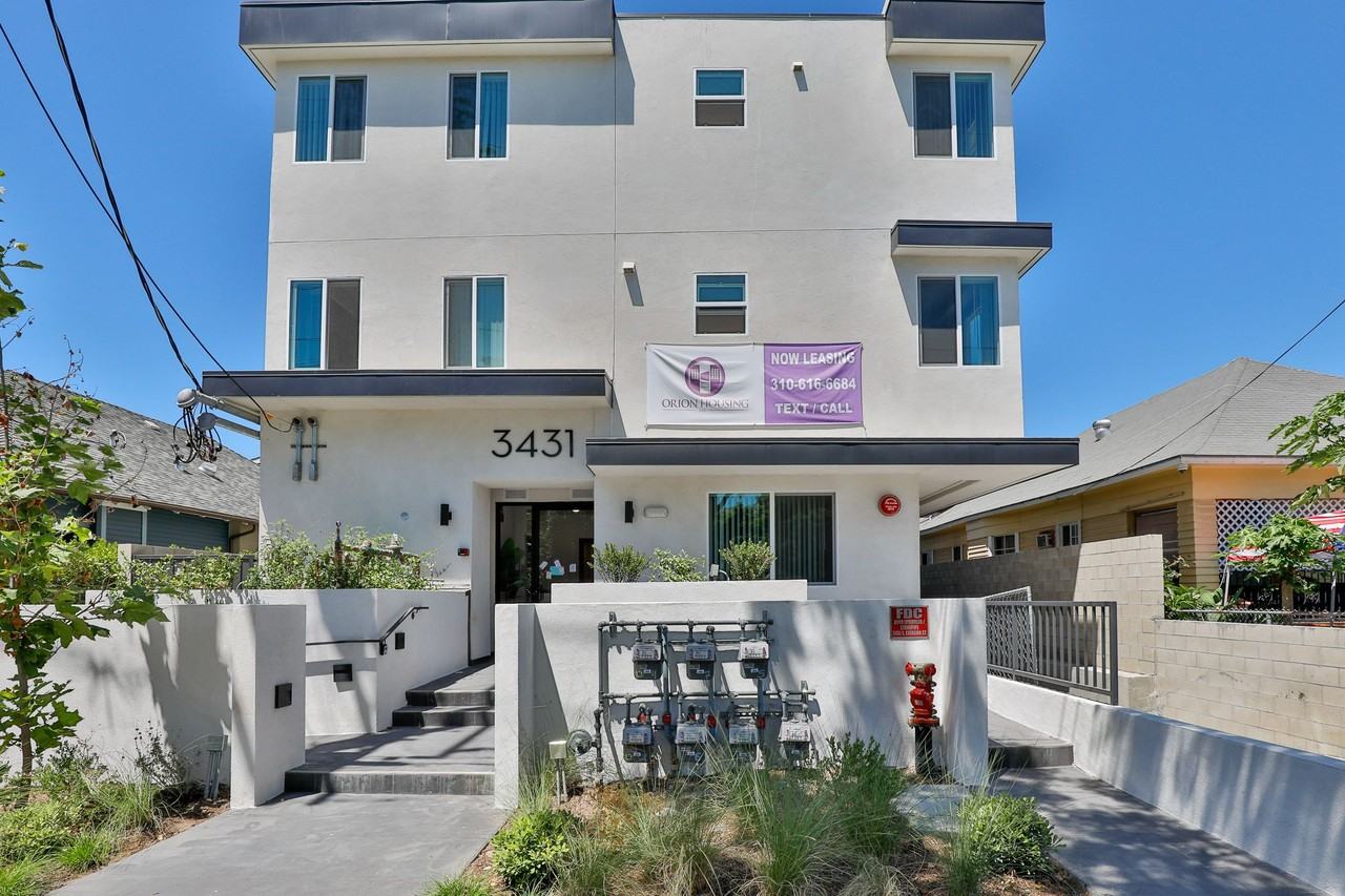 Premium Libra Apartments - Photo 2 of 50