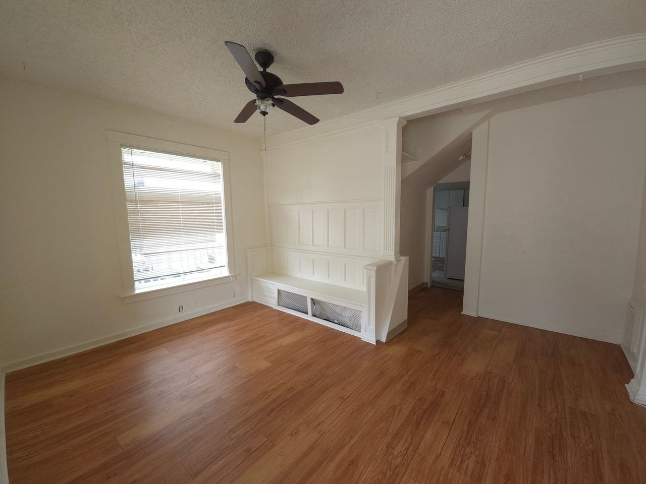 1209 Pennsylvania Ave. - Photo 4 of 49