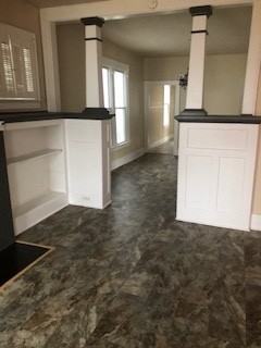 649 E Oregon St - Photo 3 of 20