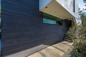 featured image of 857 Hilldale Ave