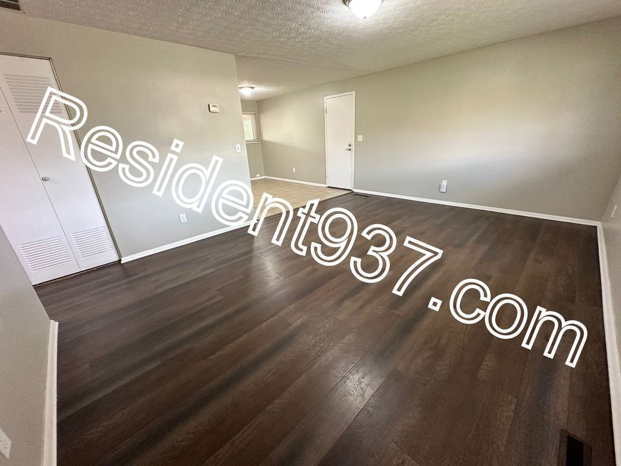 5884 Traymore Dr - Photo 3 of 20