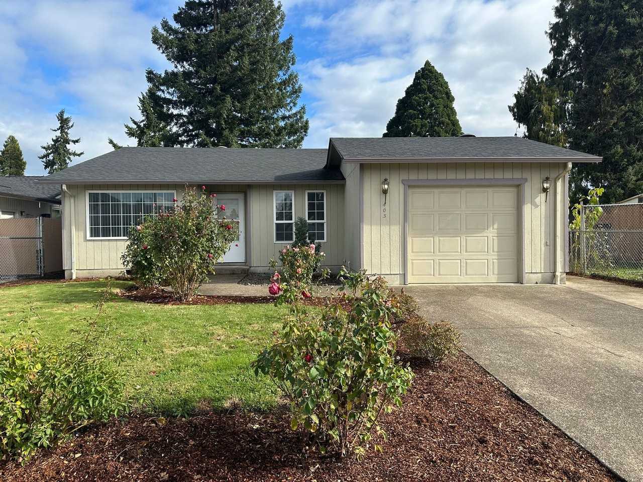 403 S 37th Pl - Photo 2 of 31
