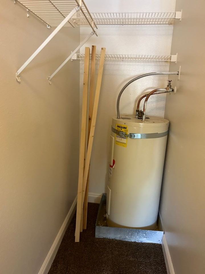 5166 South Jones Boulevard - Photo 7 of 21