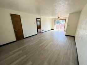 EVERGREEN1574-1594 - Photo 1 of 1