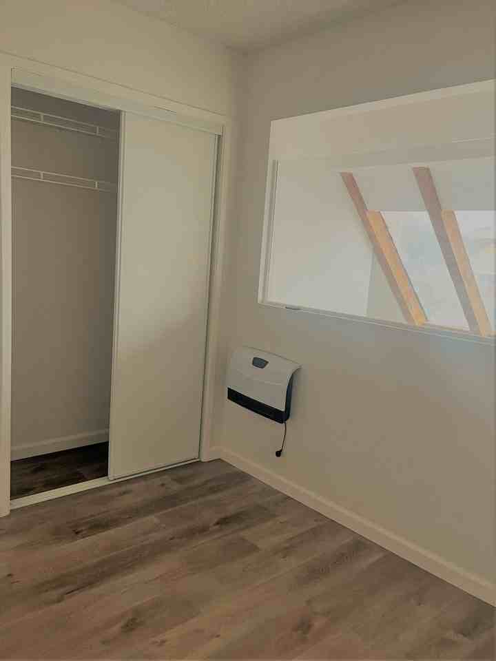 1625 Ramona Avenue - Photo 7 of 12