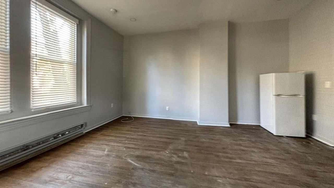 5003 Penn Street - Photo 4 of 27