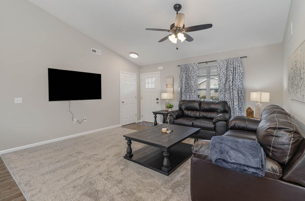 12 E Persimmon Dr - Photo 4 of 26