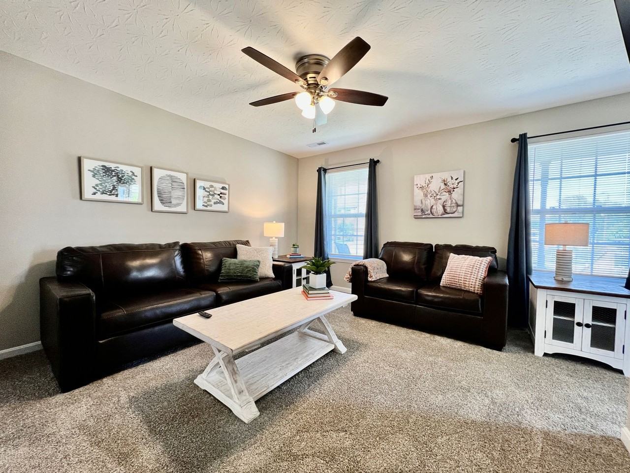 430 Ridgelawn Ave - Photo 5 of 43