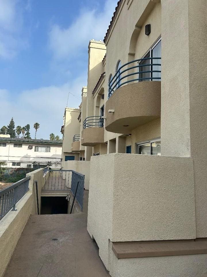 Aqua Vista Properties LLC - Photo 2 of 19