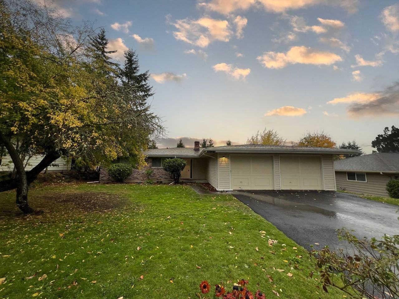 10215 Se 213th Pl - Photo 2 of 50