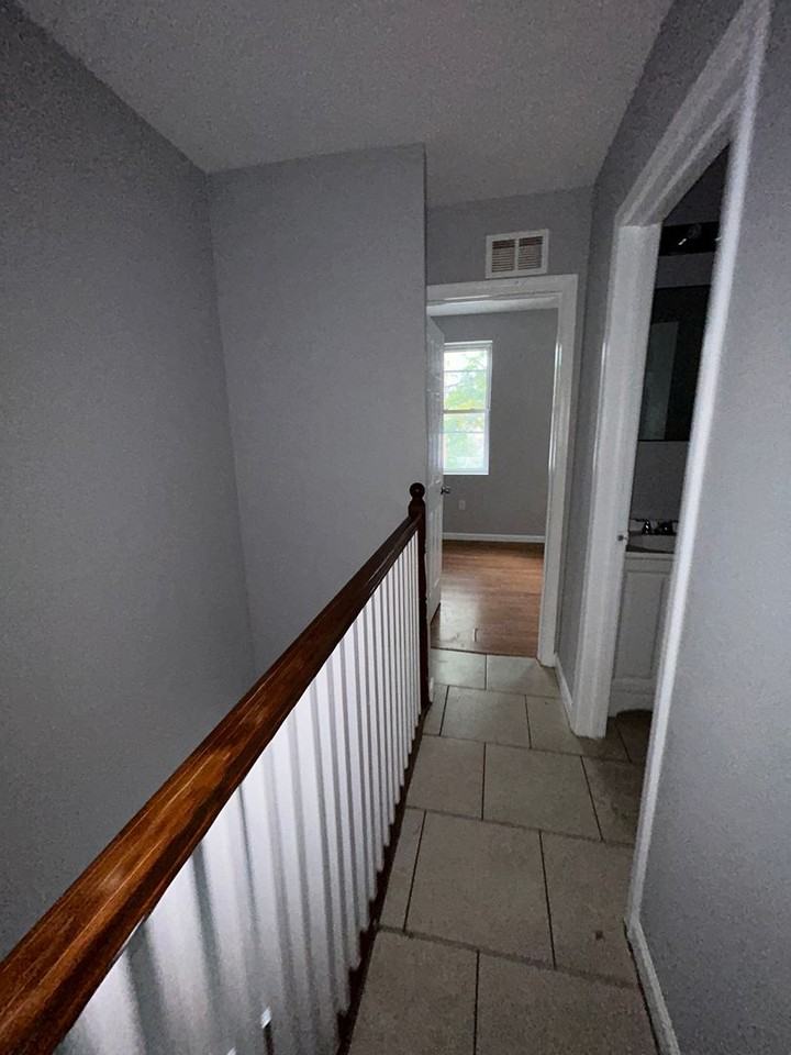 24 E Abbottsford Ave - Photo 7 of 14