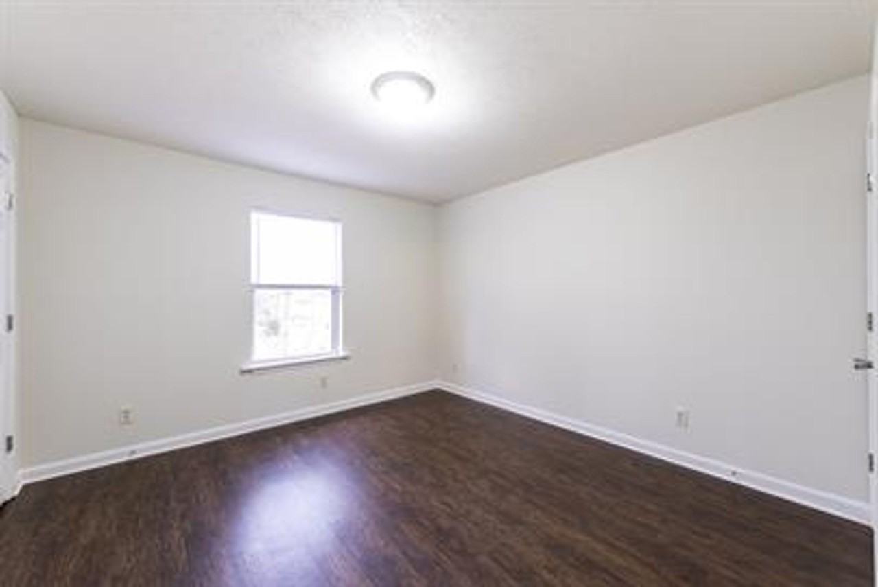 Mt. Washington Square Apts., Ables Way - Photo 3 of 16