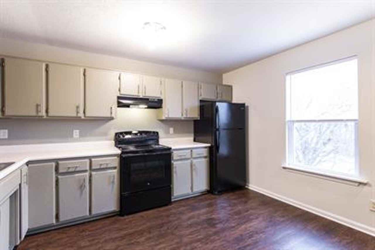 Mt. Washington Square Apts., Ables Way - Photo 5 of 16