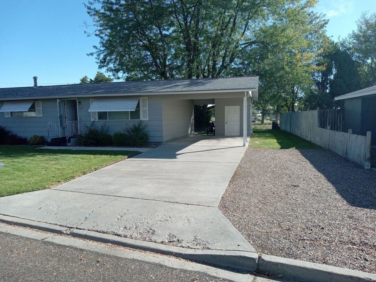 1214 1214  & 1216 SW 11th Street - Photo 2 of 14