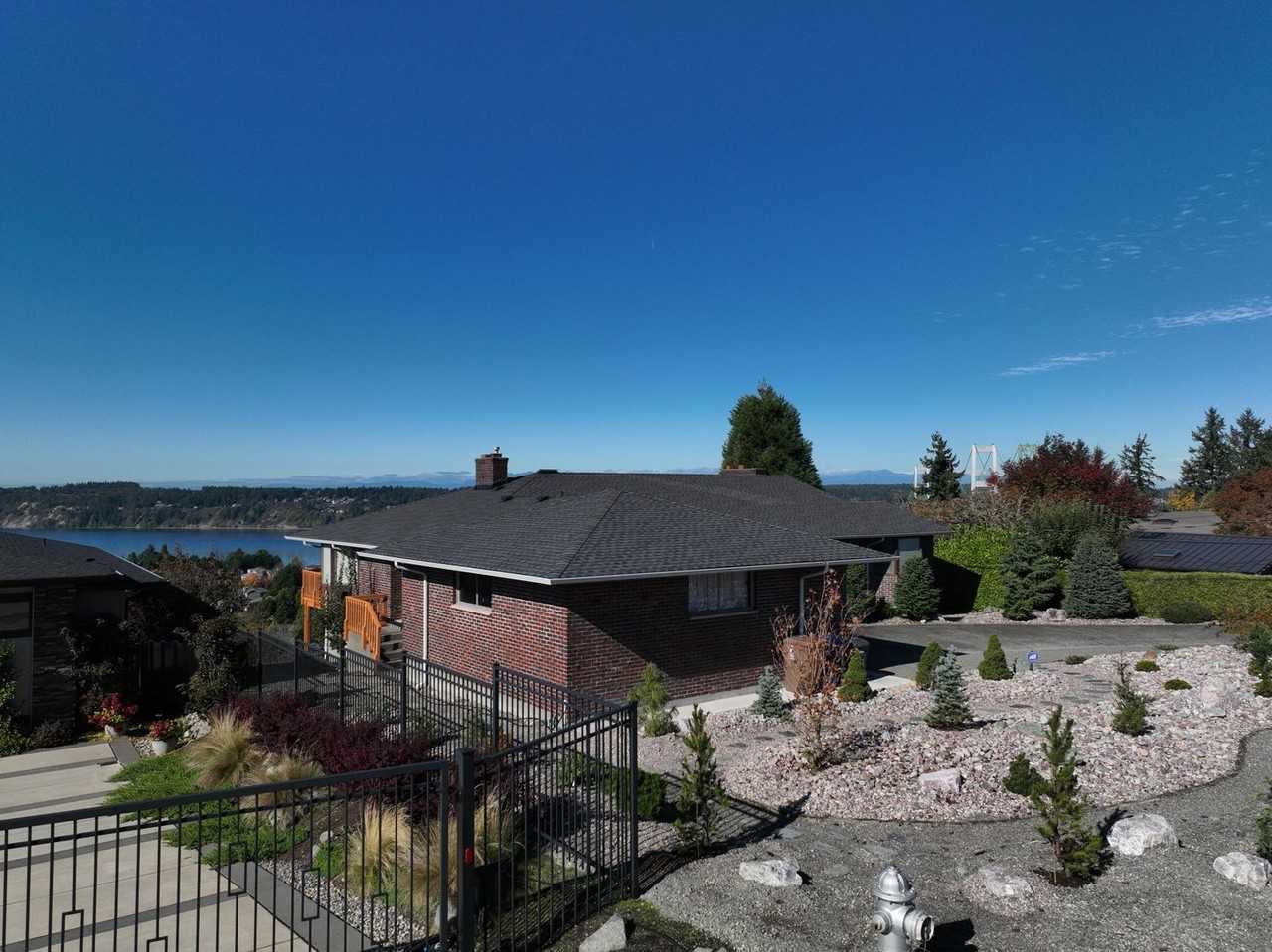 610 N Aurora Ave - Photo 3 of 35