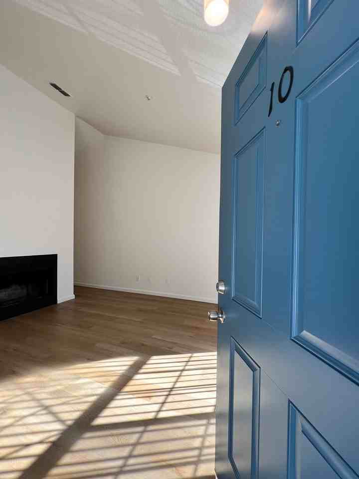 10 Golden Gate Cir - Photo 3 of 21
