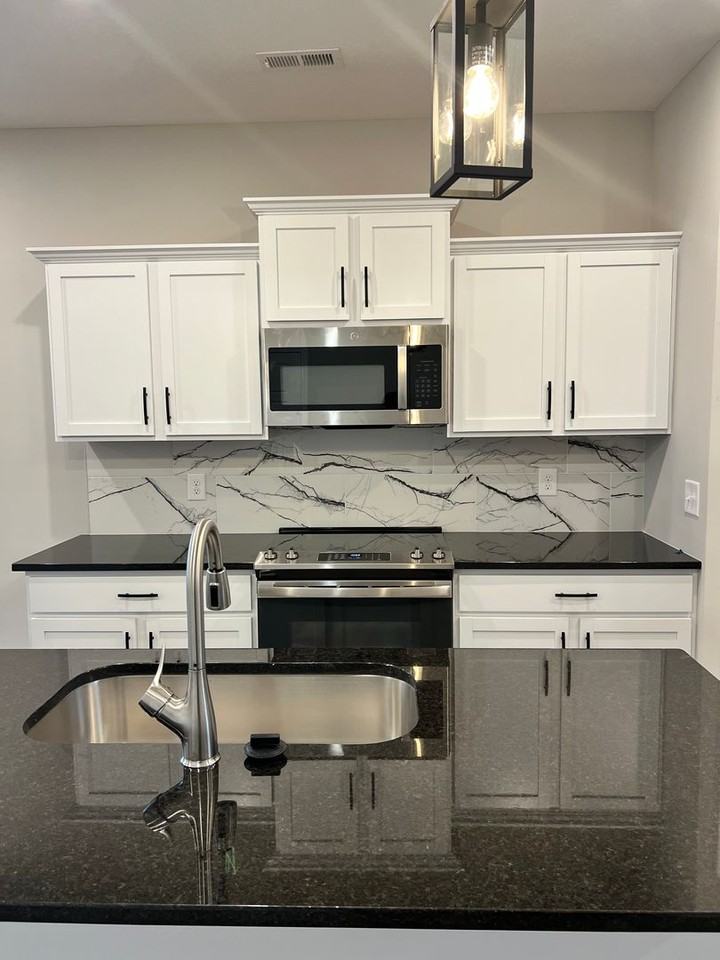 354 Galway Dr - Photo 6 of 23