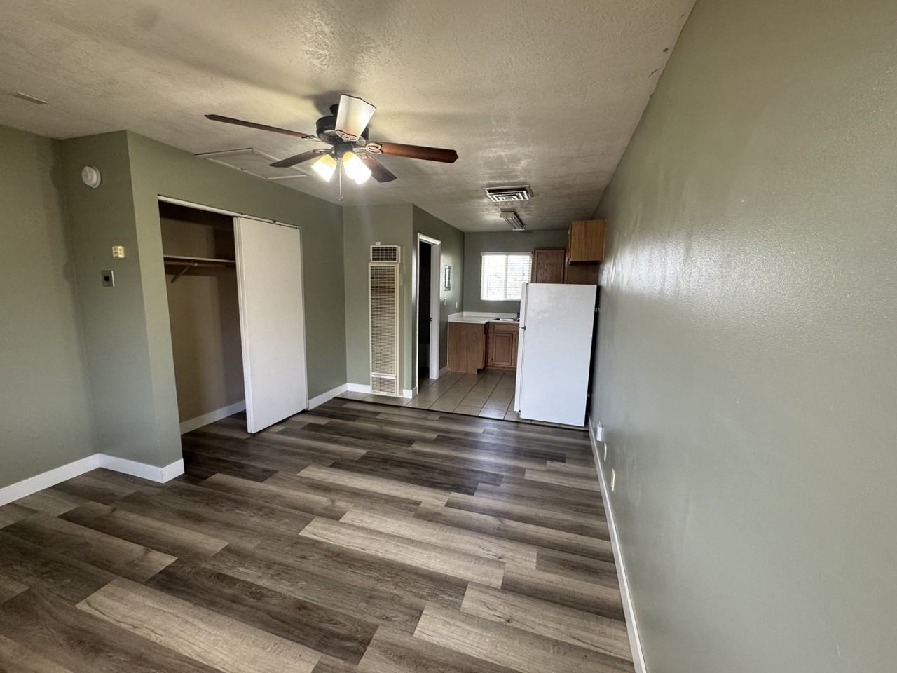 Studio Apartment - Photo 4 of 4