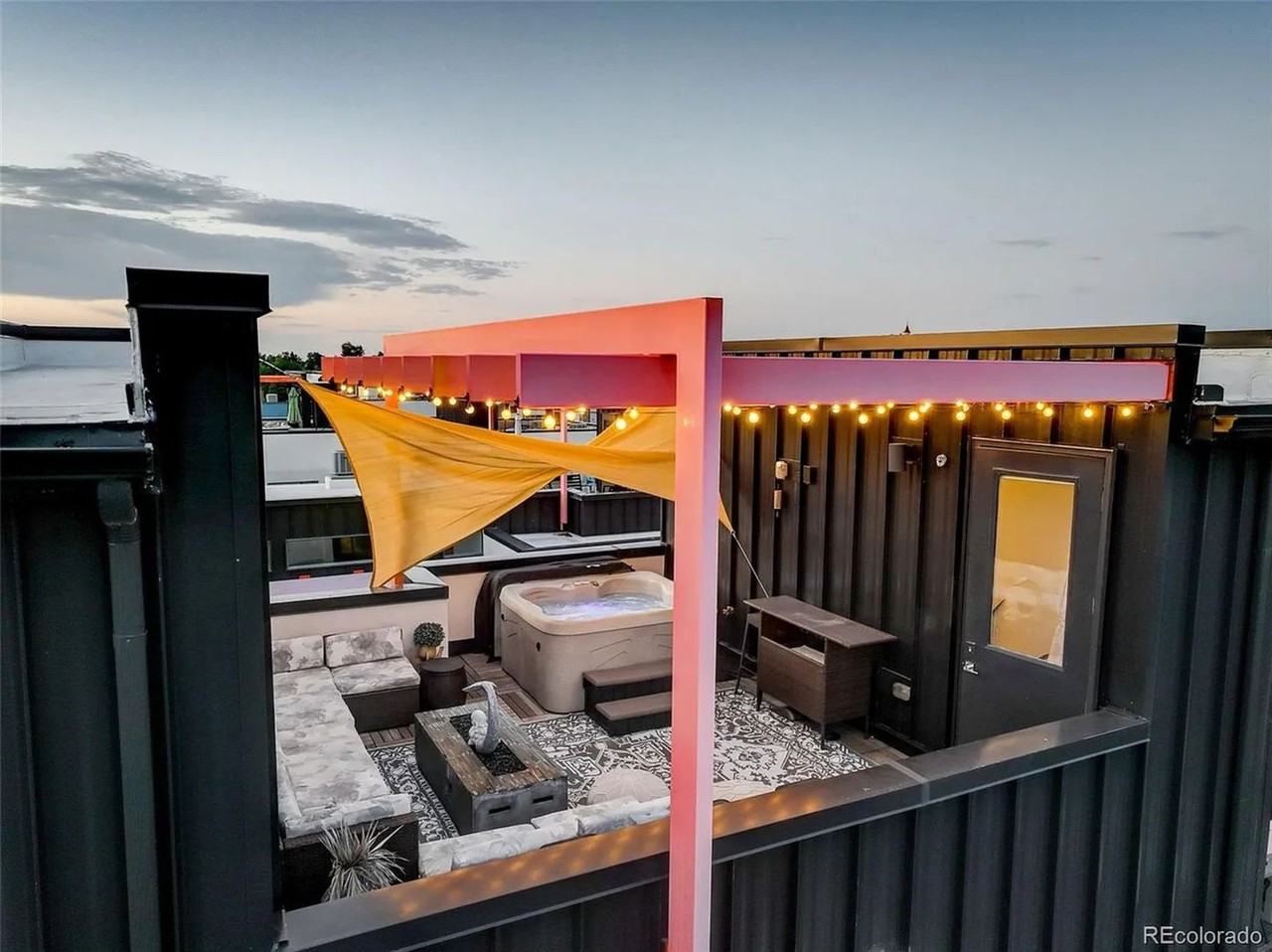 3030 Wilson Ct - Photo 5 of 42