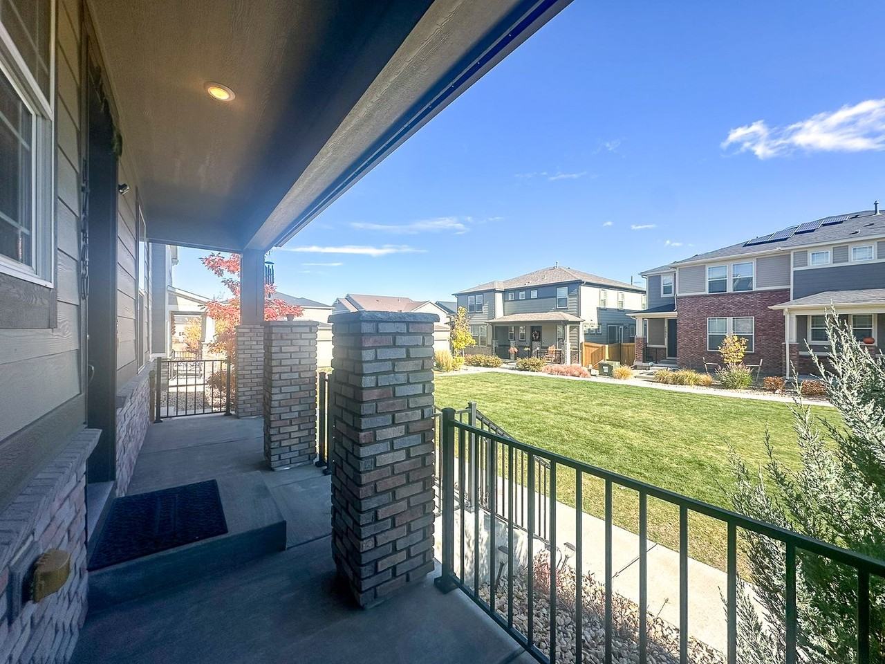 17440 Pacific Peak Circle - Photo 3 of 39