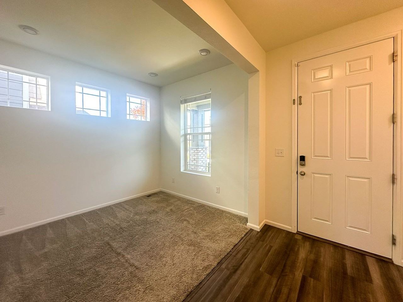 17440 Pacific Peak Circle - Photo 4 of 39