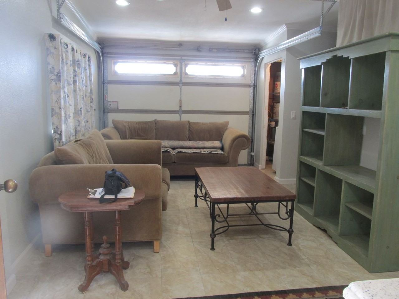 1032 Iris Avenue - Photo 5 of 8