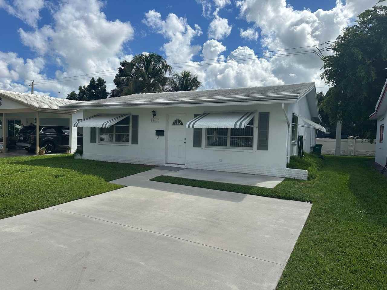 8308 Nw 57th Ct - Photo 2 of 20