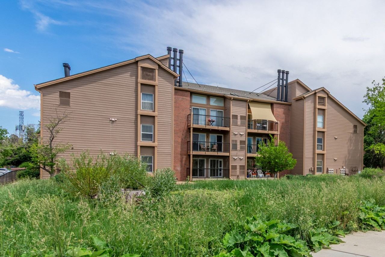 4899 S Dudley St #F14 - Photo 3 of 50