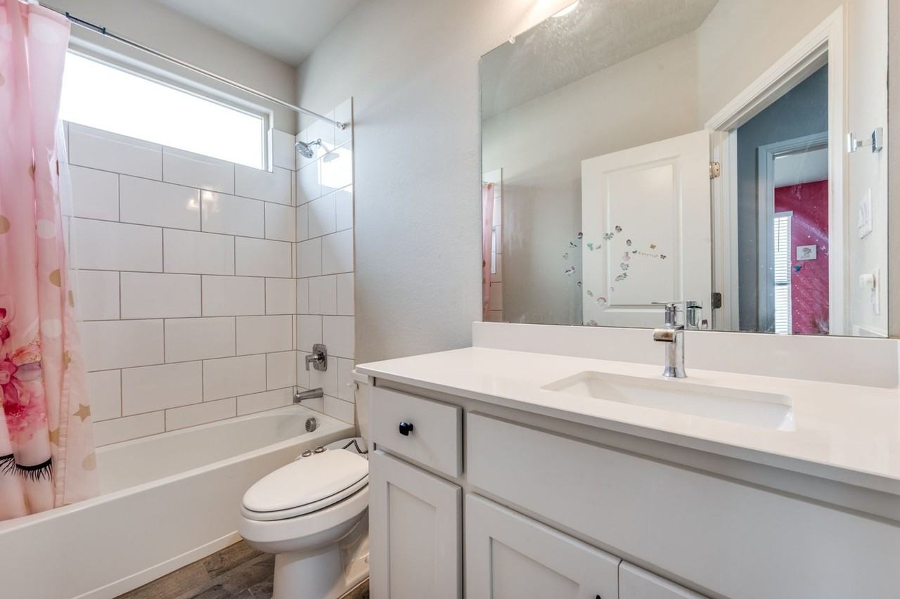 2013 Gray Tower Way - Photo 6 of 26