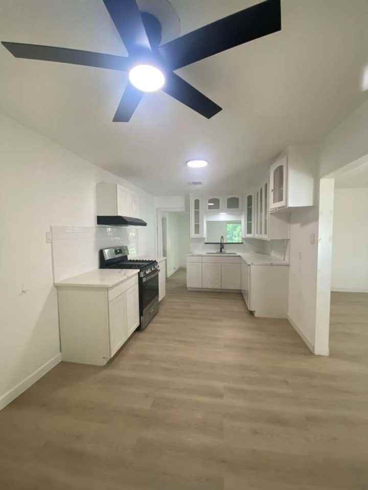 7539 Carothers St - Photo 6 of 19