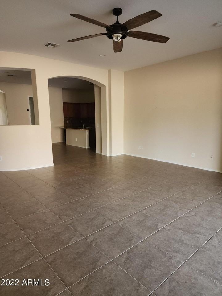 16212 W Pima St - Photo 3 of 7