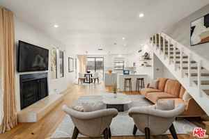 featured image of 1007 Euclid St #1