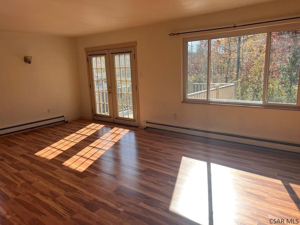 122 Berkey Dr - Photo 5 of 23