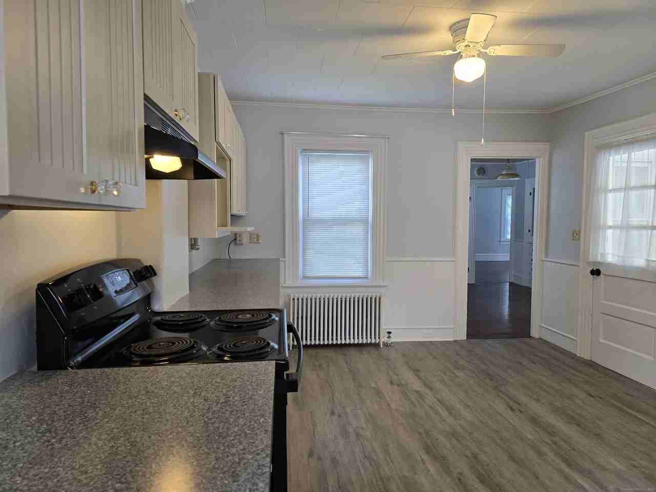 85A Maple St - Photo 3 of 20